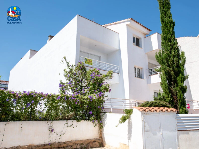 Alquiler-Apartamentos-Alcossebre-CasaAzahar-ElRocio-15-FachadaAlquiler-Apartamentos-Alcossebre-CasaAzahar-ElRocio-15-Fachada